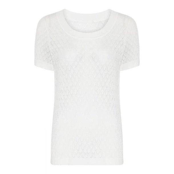 Soulmate hvid pullover med fine strikdetaljer og korte �rmer