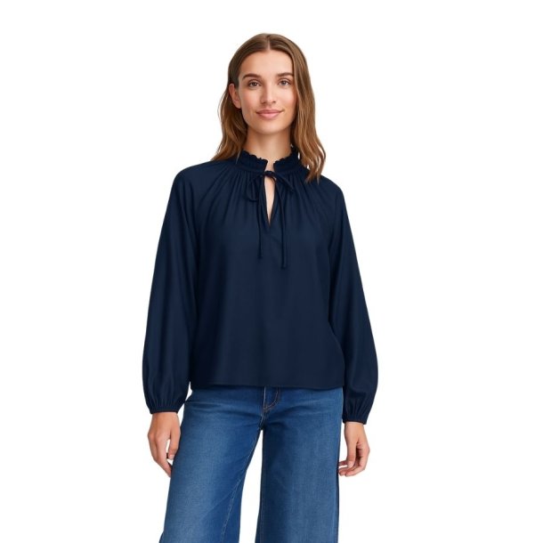 ICHI Ihkarlani Bluse