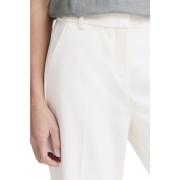 Fransa Frvita Tessa Buks