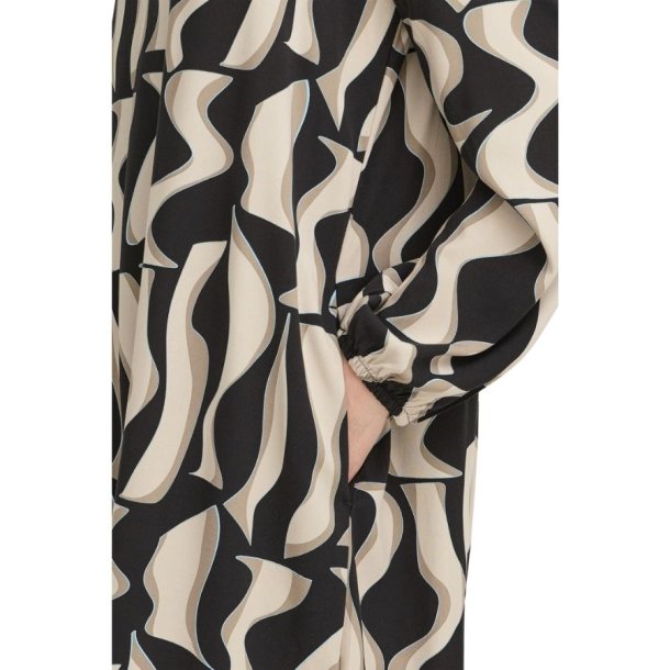 Fransa Frjustini Kjole