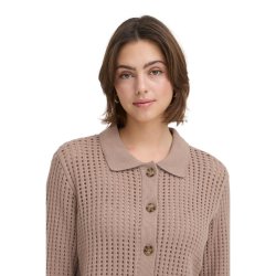 Fransa sandfarvet cardigan med hulm�nster og krave