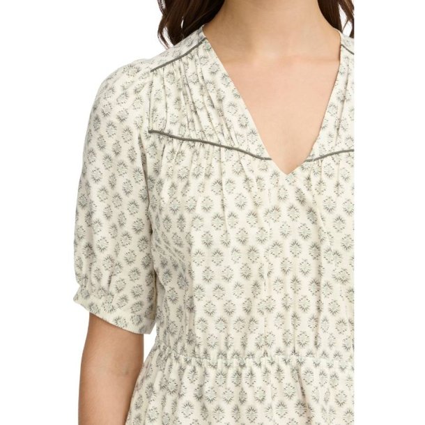 Fransa bluse med sm�blomstret print og V-hals.