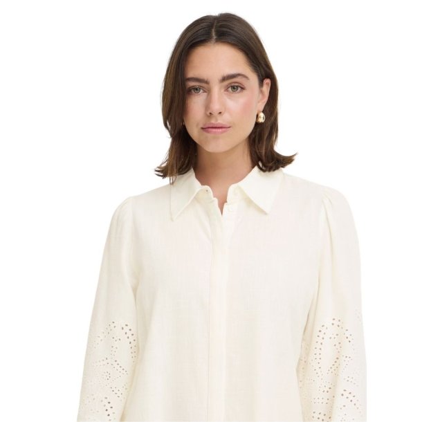 Fransa offwhite kjole med broderi