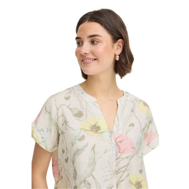 Fransa bluse med blomsterprint i pastel