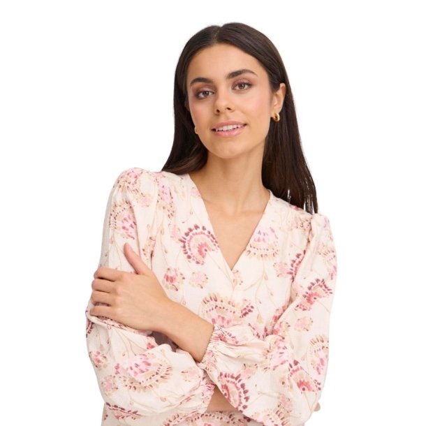 Fransa Frkalia lys bluse med rosa blomster