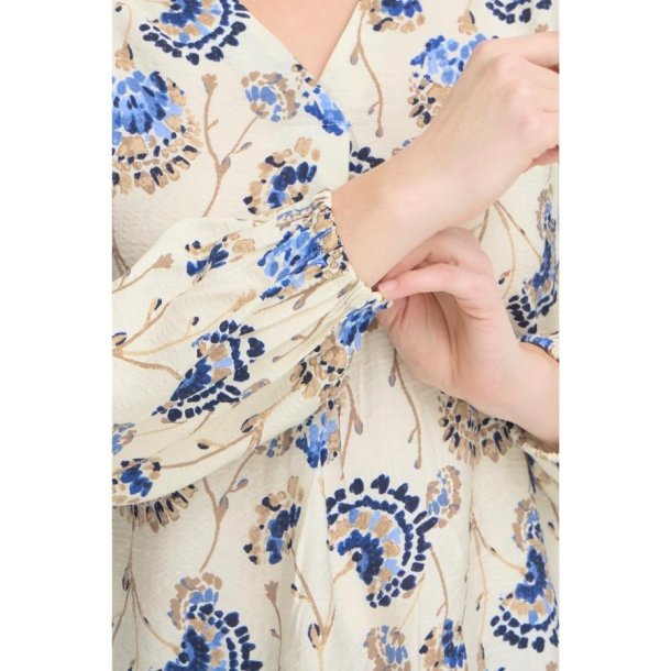Blomstret Fransa bluse i bl� nuancer