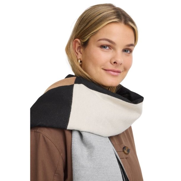 Fransa t�rkl�de i camel, gr�, sort og creme med grafisk m�nster