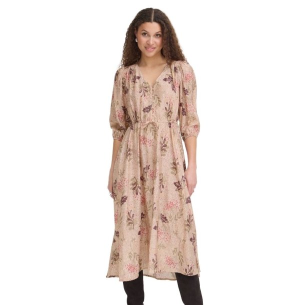 Fransa beige maxikjole med blomsterprint og bindeb�nd i taljen