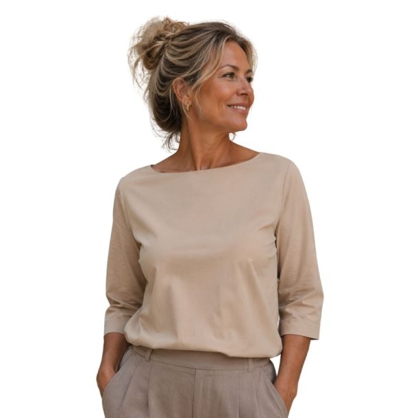 Soulmate sandfarvet bluse i 100% bomuld med 3/4-�rmer