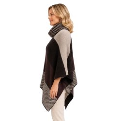 Eco Bamb� strikket poncho i brun og beige med rullekrave og asymmetrisk pasform