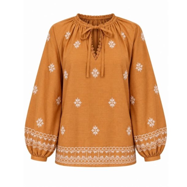 In April 1986 karamelbrun bluse med lyse broderier R5730