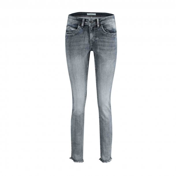 Red Button Laila Jeans