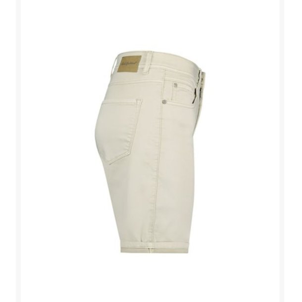 Red Button Relax Shorts